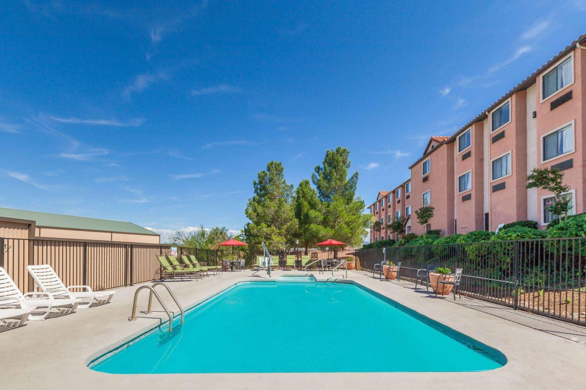 Days Inn By Wyndham Camp Verde Arizona Eksteriør billede